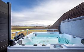 Hôtel AOG PRESTIGE Privat SPA Jacuzzi Sauna Parking, Colmar